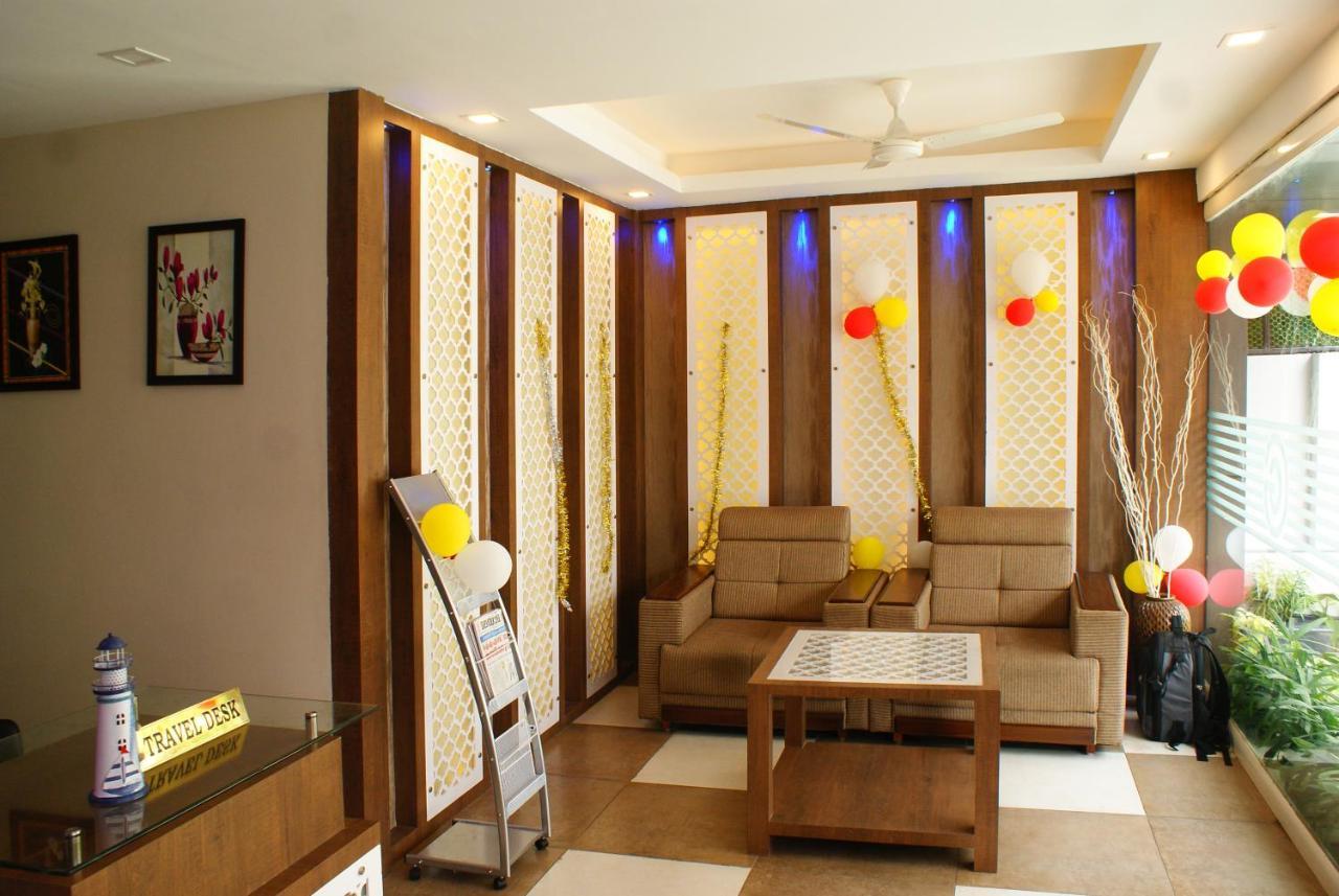 Collection O 8267 Galaxy Inn Kochi 外观 照片