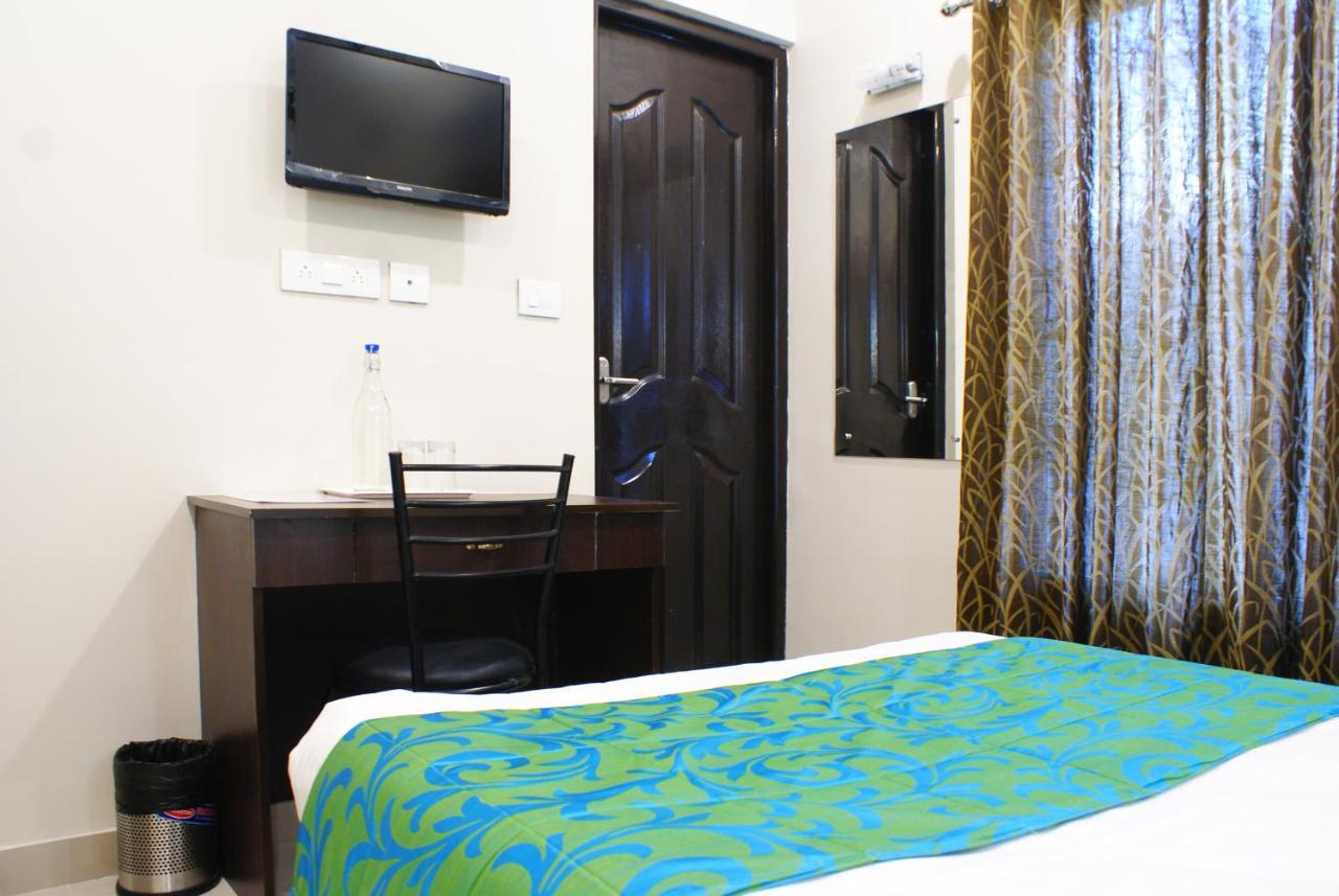 Collection O 8267 Galaxy Inn Kochi 外观 照片