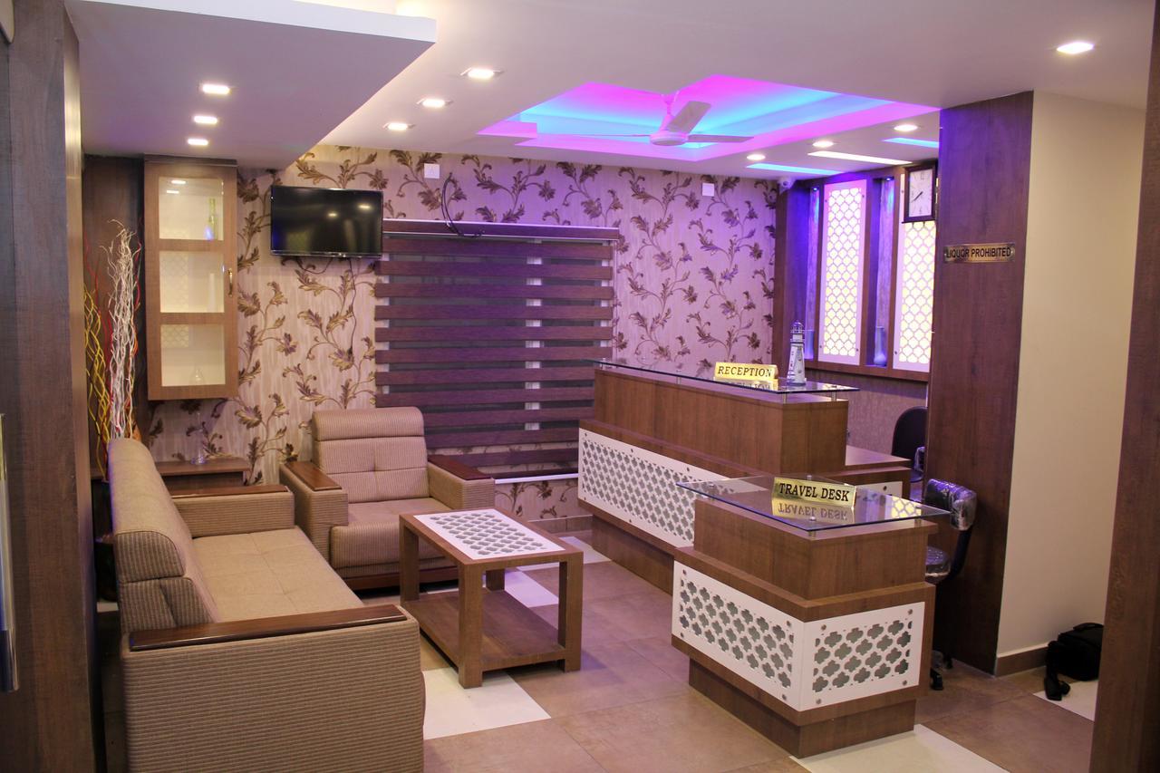 Collection O 8267 Galaxy Inn Kochi 外观 照片